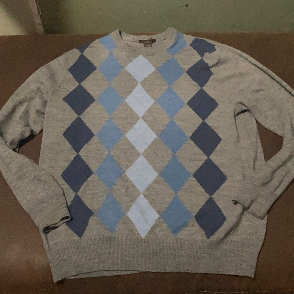 Nice casual sweater for the fall